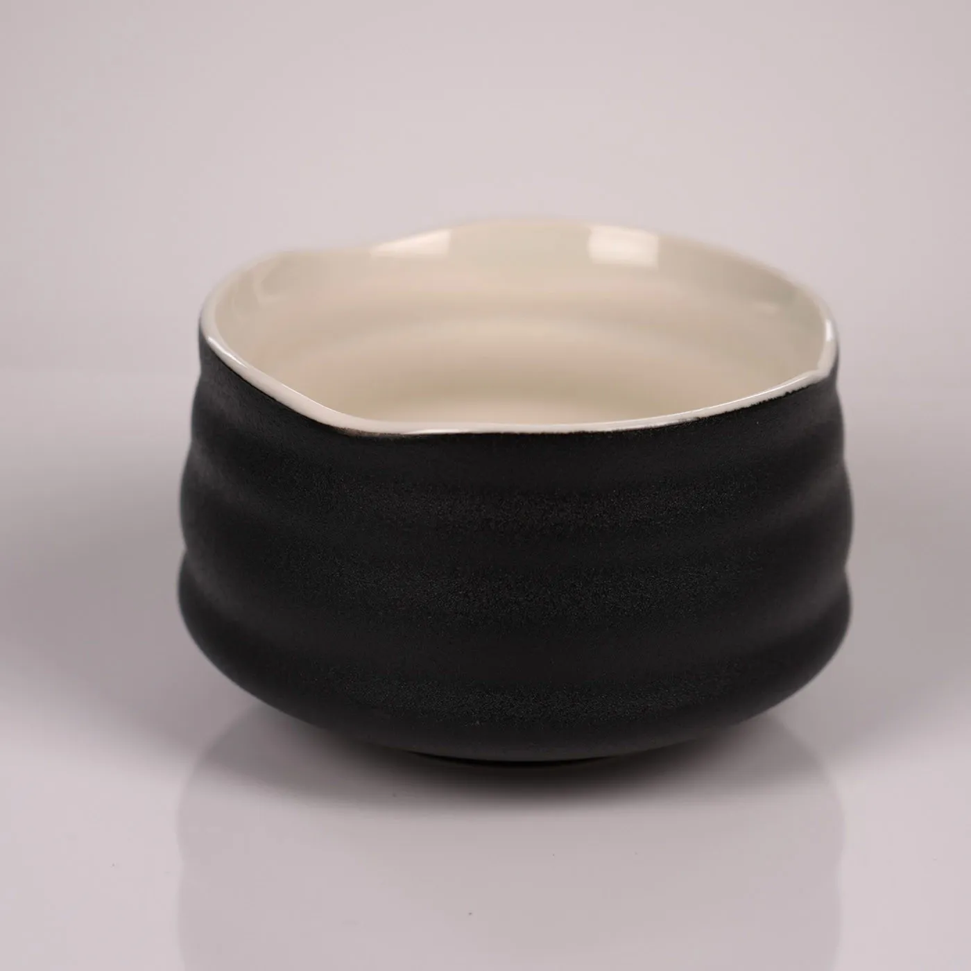 Czarna matowa czarka Chawan Kuro
