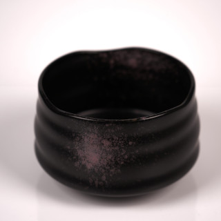 Chawan Seikan czerń i purpura – czarka matchy | Fuji Tea