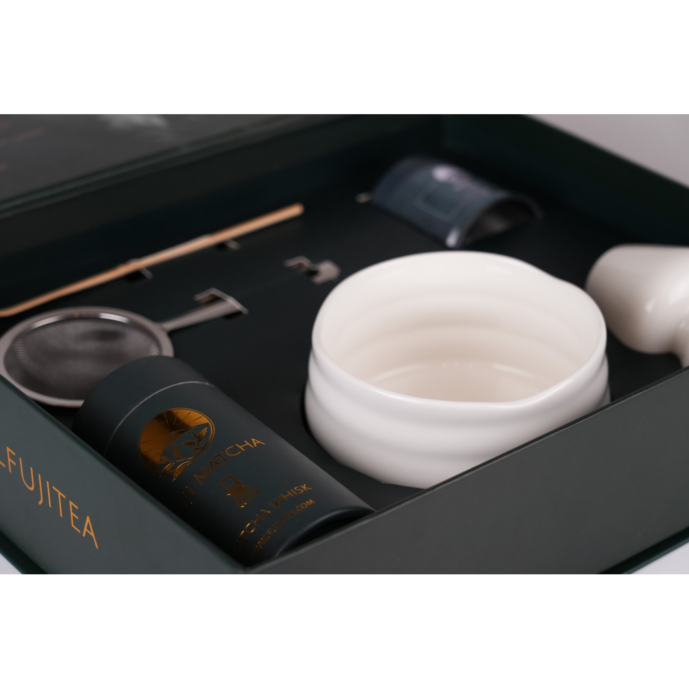 Zestaw premium do matchy Yuk - śnieżnobiały komplet | Fuji Tea