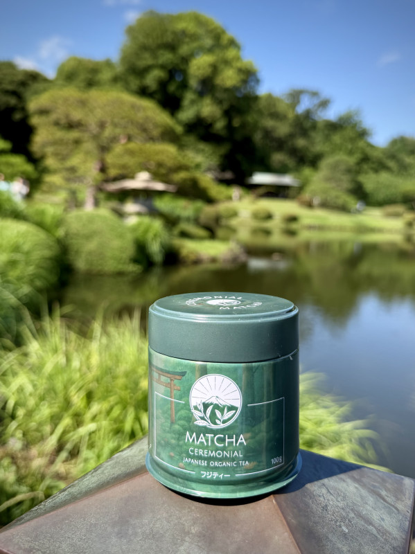 Matcha w ciąży – czy przyszłe mamy mogą pić zieloną herbatę?