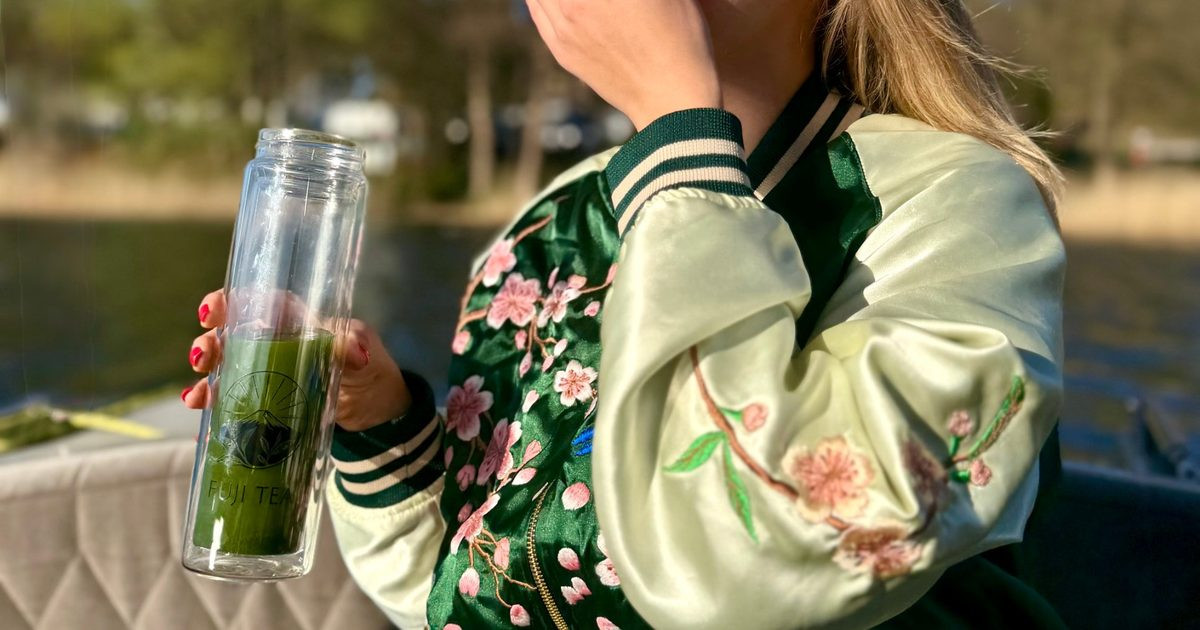 Czy matchę można pić na zimno? Jak przygotować matchę cold brew w domu